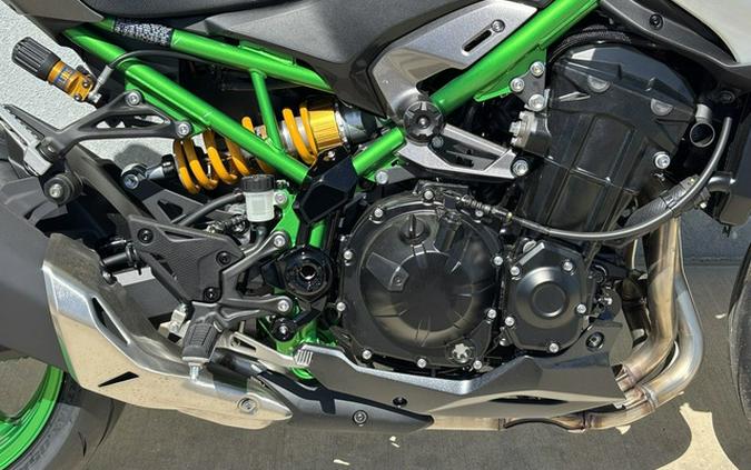 2026 Kawasaki Z900 SE ABS