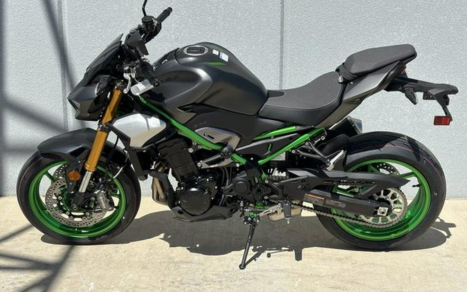 2026 Kawasaki Z900 SE ABS
