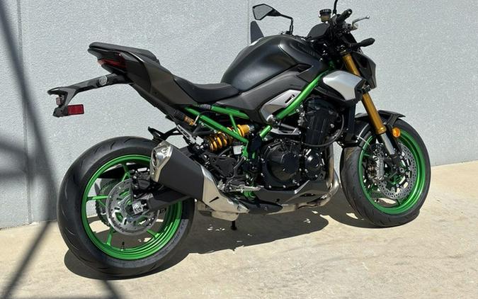 2026 Kawasaki Z900 SE ABS