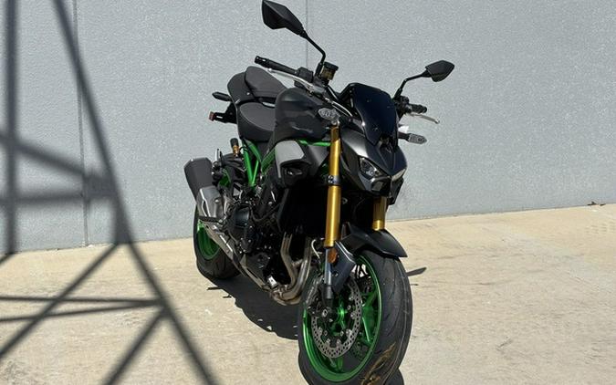 2026 Kawasaki Z900 SE ABS