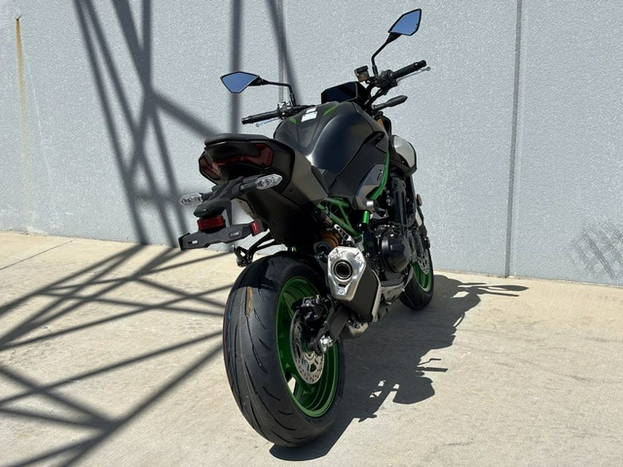 2026 Kawasaki Z900 SE ABS