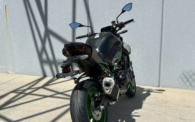 2026 Kawasaki Z900 SE ABS