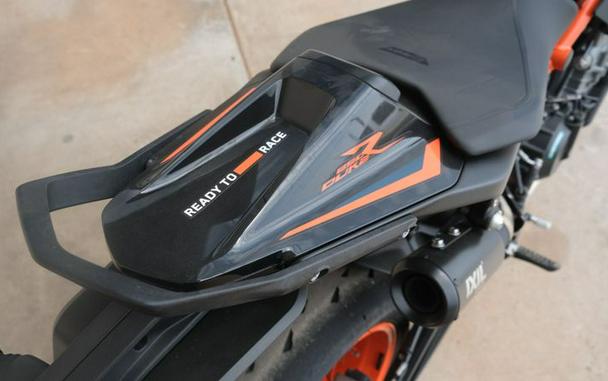 Used 2023 KTM Duke 890 R