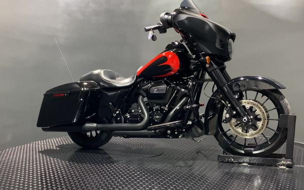 2018 Harley-Davidson® FLHXS - Street Glide® Special