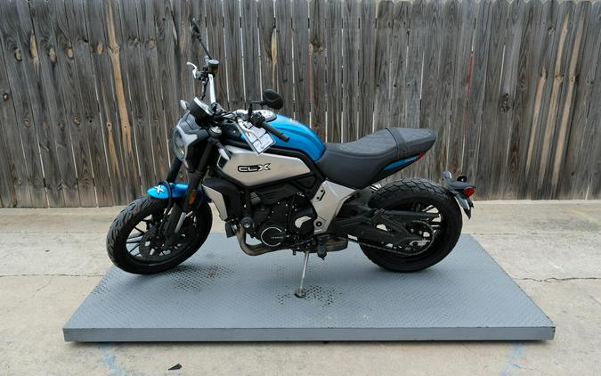 2023 CFMOTO 700CLX