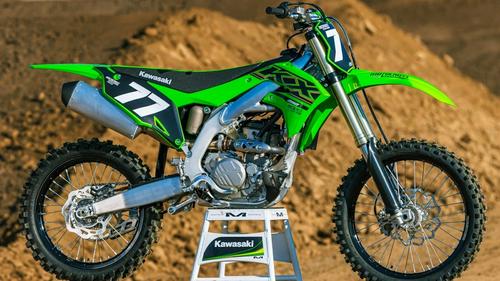 2021 KAWASAKI KX250 FIRST RIDE VIDEO: NEW ELECTRIC START & HYDRAULIC CLUTCH