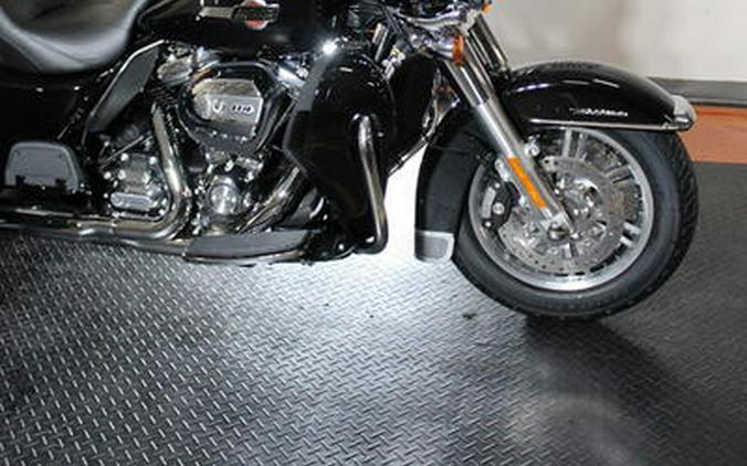 2024 Harley-Davidson® FLHTCUTG - Tri Glide® Ultra