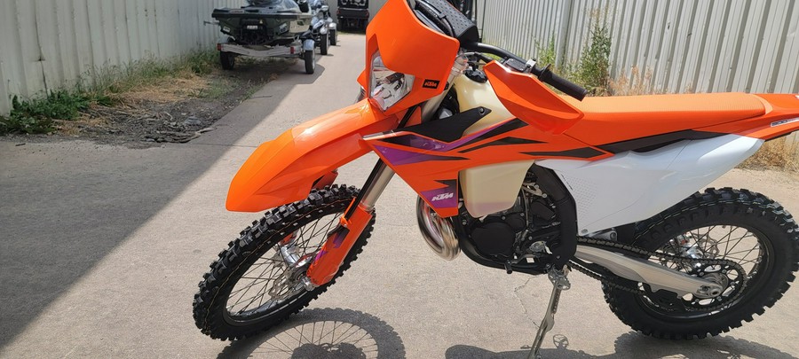 2024 KTM XC 300