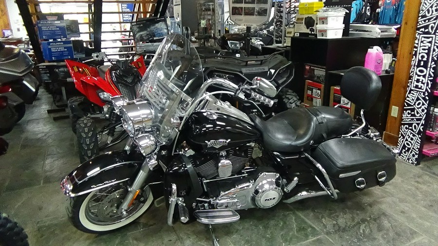 2011 Harley-Davidson Road King® Classic