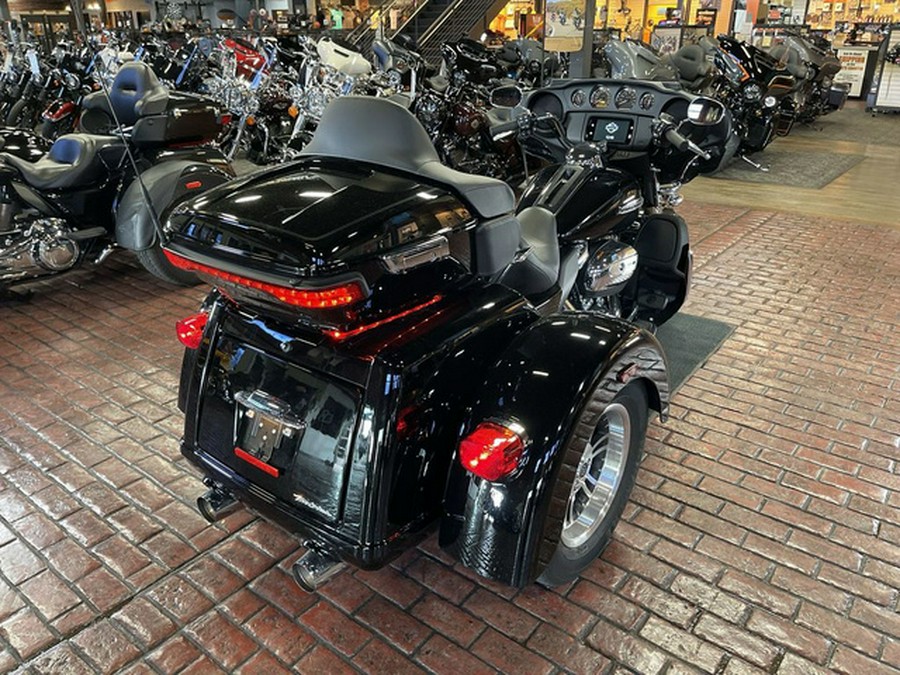 2021 Harley-Davidson Trike FLHTCUTG - Tri Glide Ultra