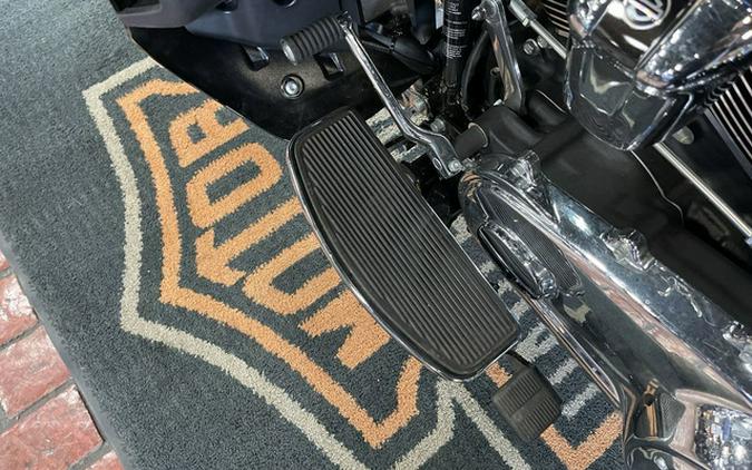 2021 Harley-Davidson Trike FLHTCUTG - Tri Glide Ultra