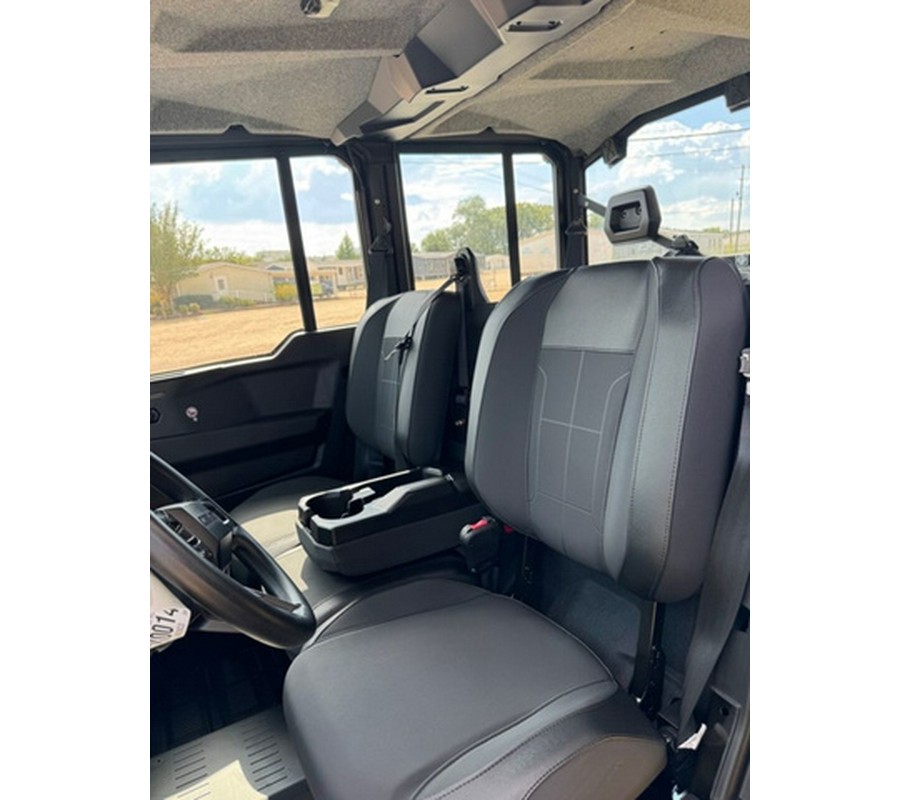 2026 Can-Am Defender MAX XT CAB HD11