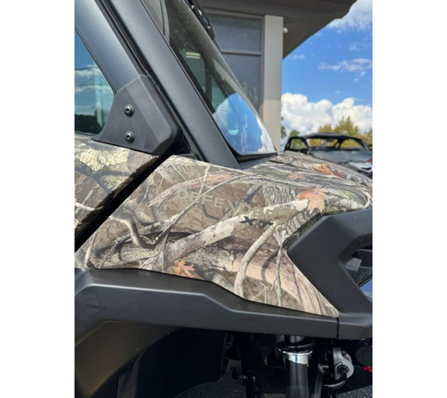 2026 Can-Am Defender MAX XT CAB HD11