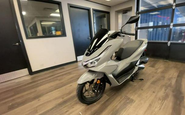 2025 Honda® PCX