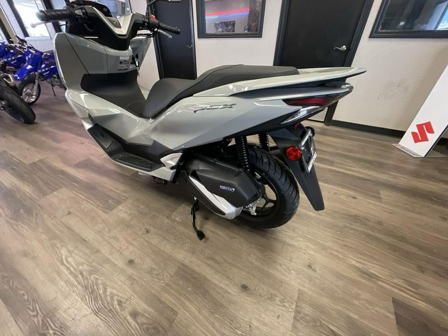 2025 Honda® PCX