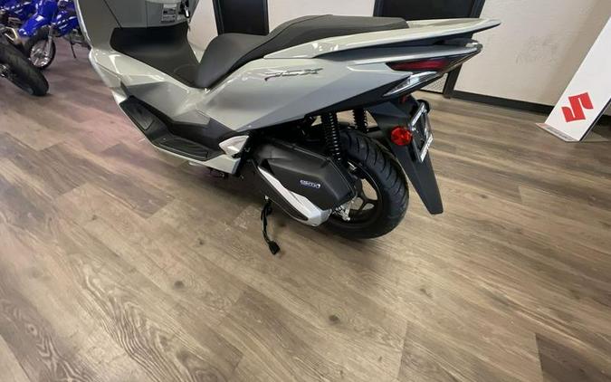 2025 Honda® PCX