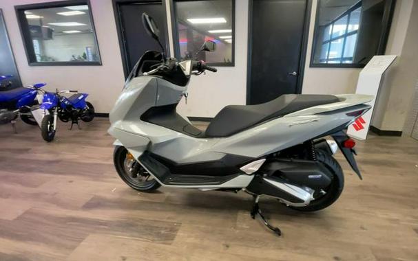 2025 Honda® PCX