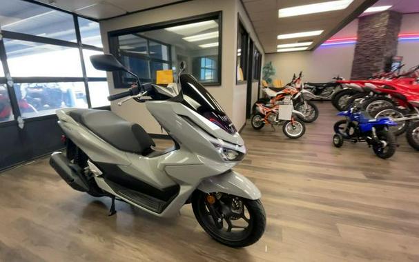 2025 Honda® PCX