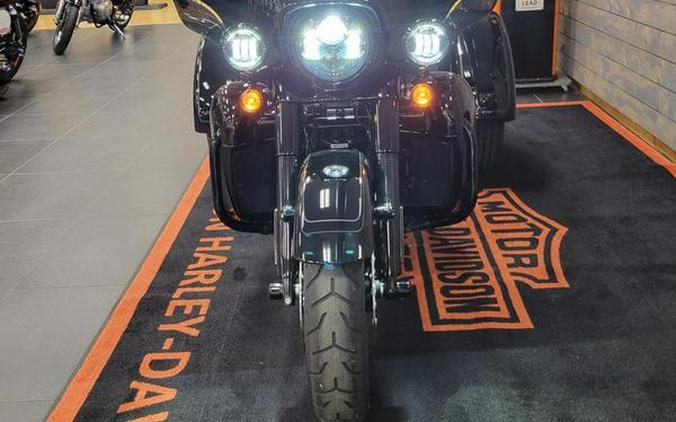 2025 Harley-Davidson® FLHTCUTG - Tri Glide® Ultra