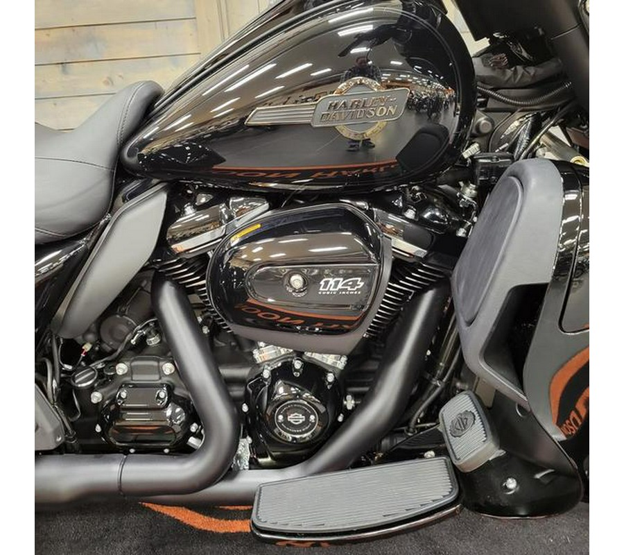 2025 Harley-Davidson® FLHTCUTG - Tri Glide® Ultra