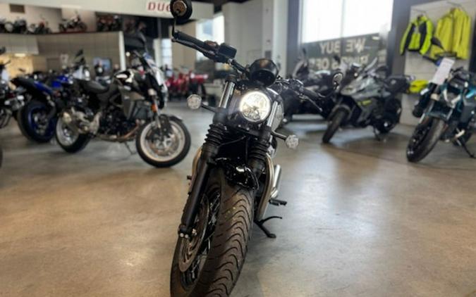 2025 Triumph Bonneville Bobber