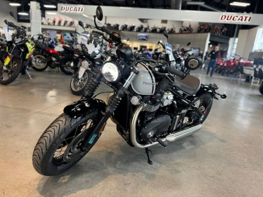 2025 Triumph Bonneville Bobber