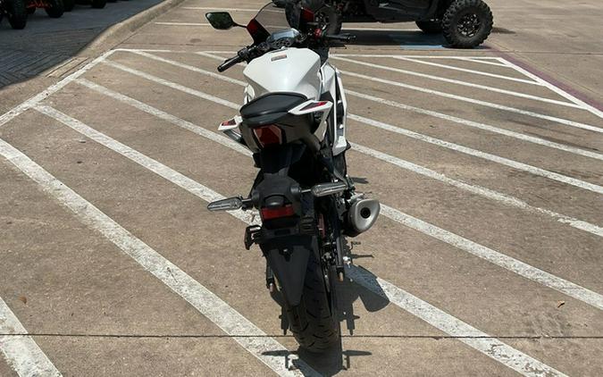 2026 Yamaha YZF-R3 70th Anniversary Edition R3