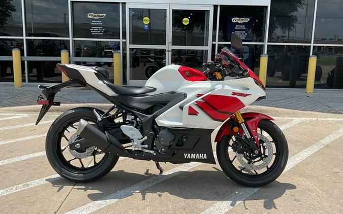 2026 Yamaha YZF-R3 70th Anniversary Edition R3