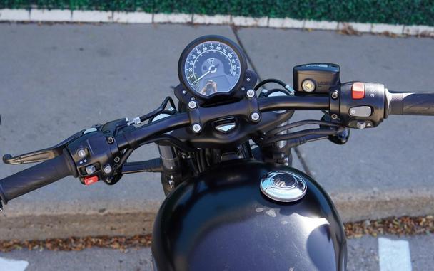 2019 Bonneville Bobber Black
