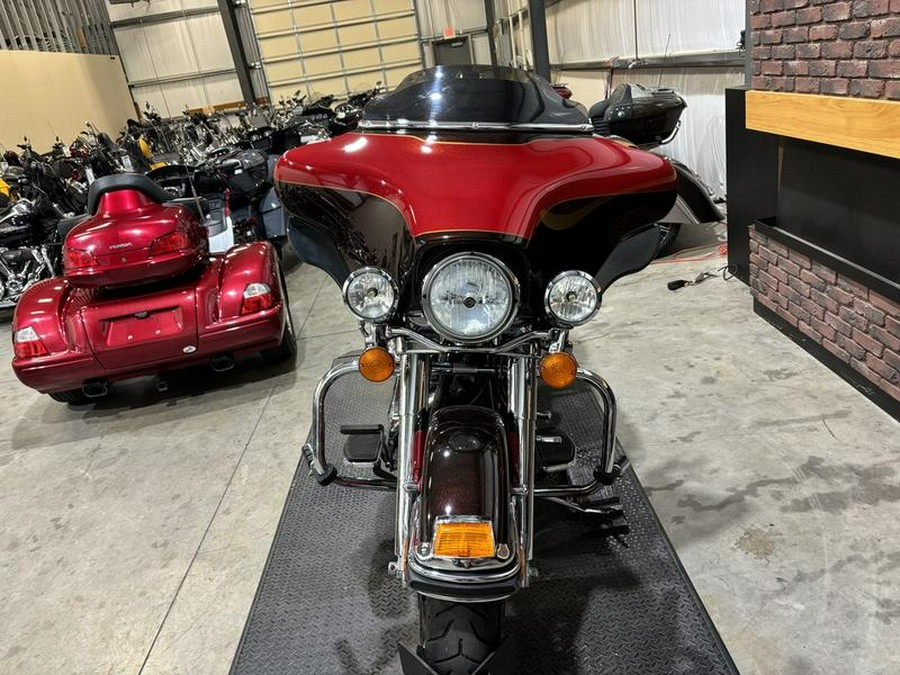 2010 Harley-Davidson® FLHTCU - Ultra Classic® Electra Glide