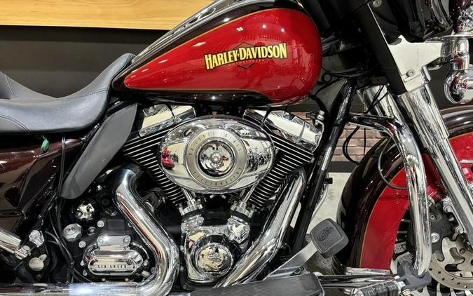 2010 Harley-Davidson® FLHTCU - Ultra Classic® Electra Glide