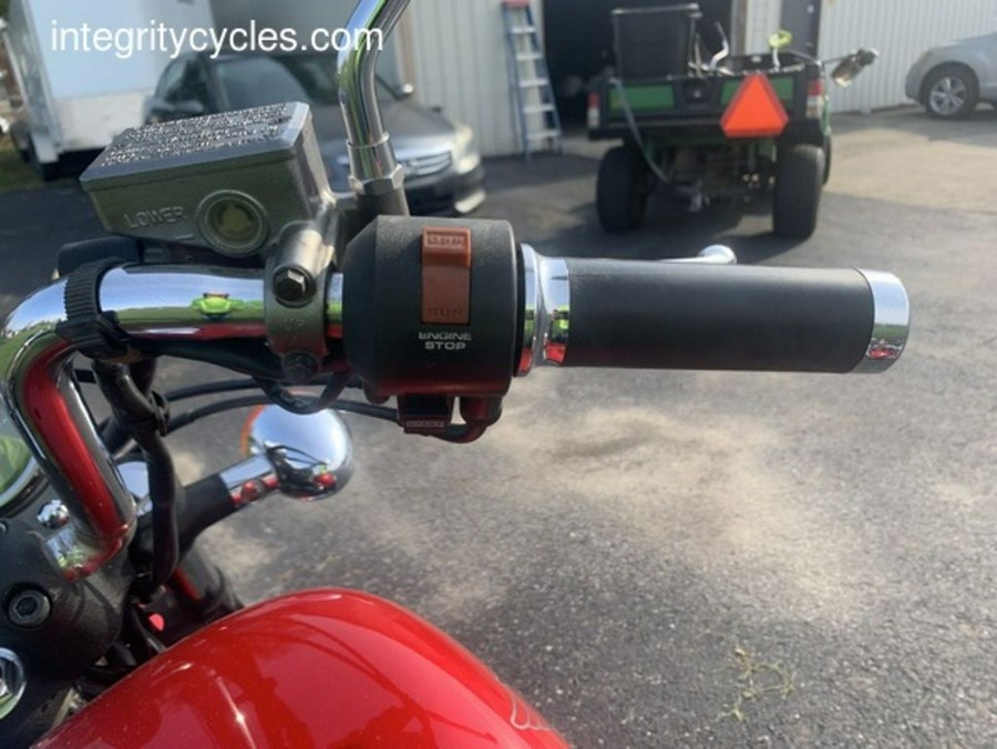 1987 Honda® VF700C MAGNA V45
