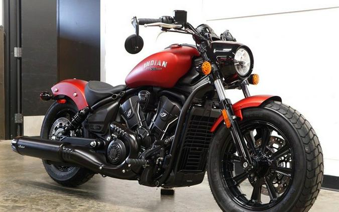 2025 Indian Scout Bobber Limited Sunset Red Smoke
