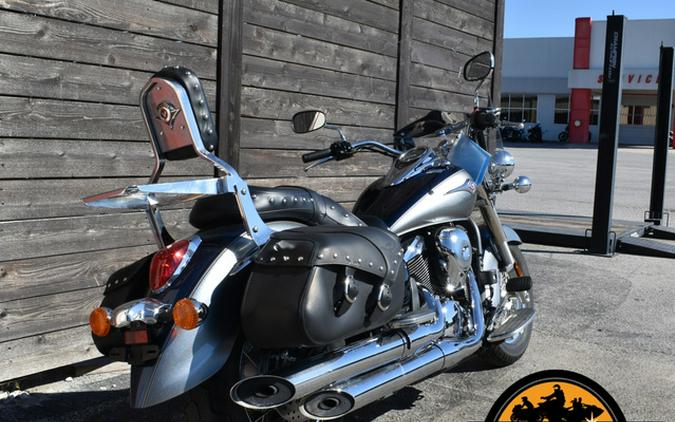 2023 Kawasaki Vulcan 900 Classic