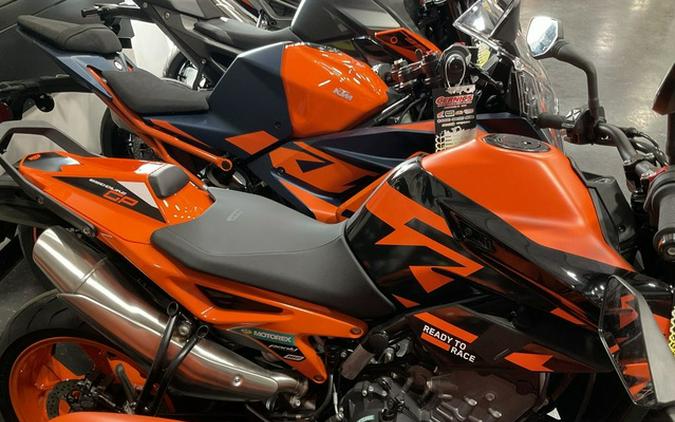 2022 KTM Duke 890 GP