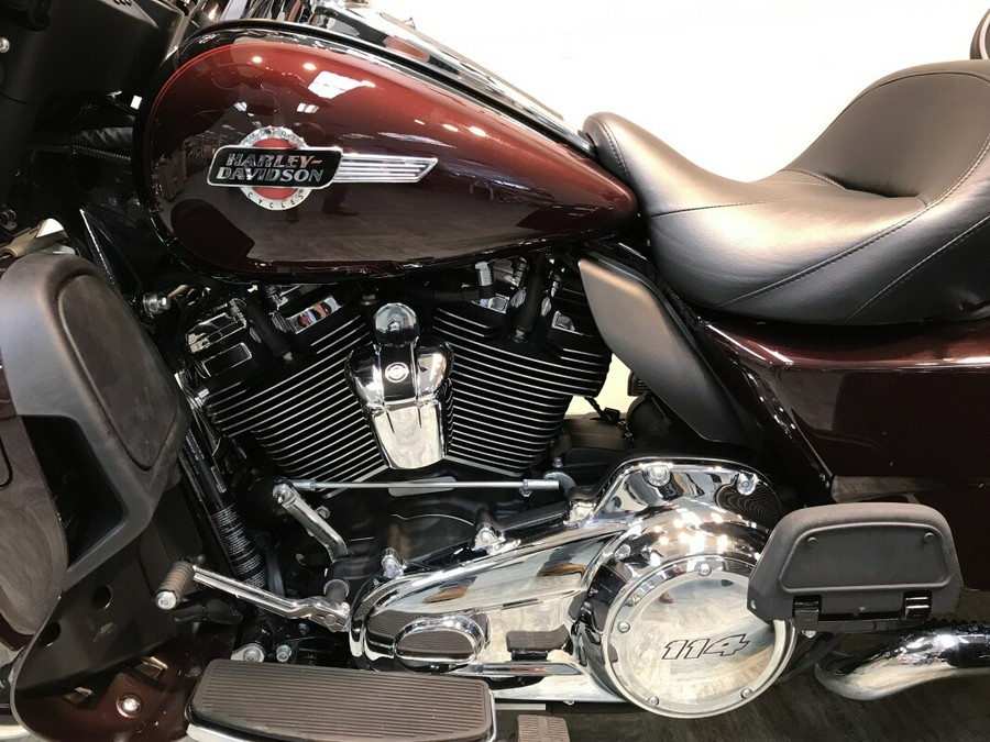 2022 Harley-Davidson Tri Glide Ultra Midnight Crimson/Vivid Black