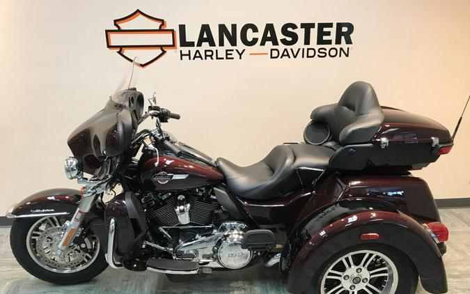 2022 Harley-Davidson Tri Glide Ultra Midnight Crimson/Vivid Black