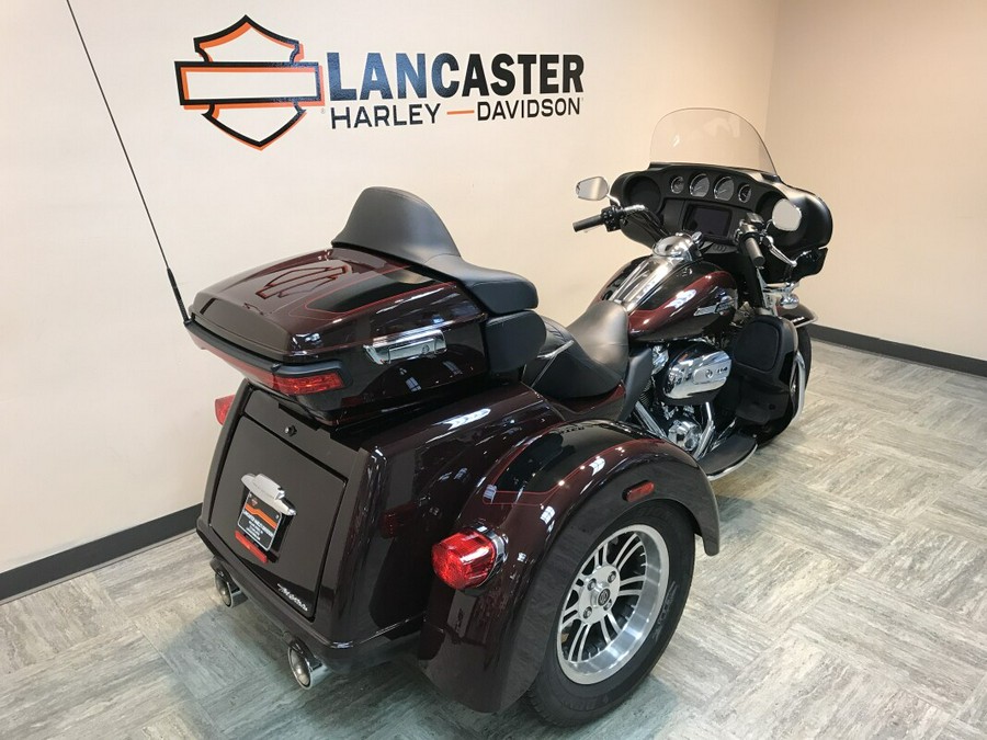 2022 Harley-Davidson Tri Glide Ultra Midnight Crimson/Vivid Black