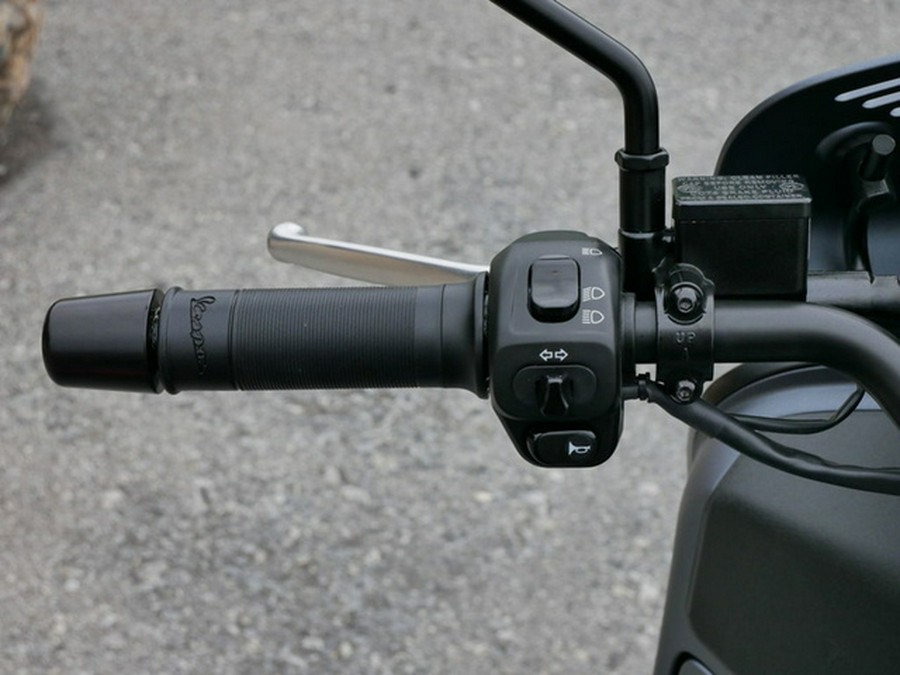 2025 Vespa GTS 310