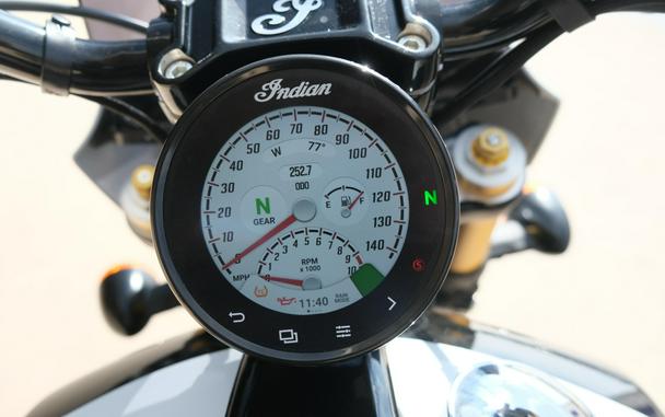 2025 INDIAN MOTORCYCLE 101 SCOUT WHITE MTLC WGRFX TEC