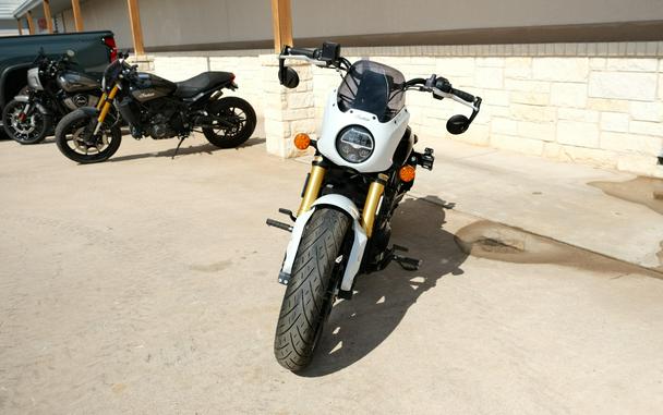 2025 INDIAN MOTORCYCLE 101 SCOUT WHITE MTLC WGRFX TEC