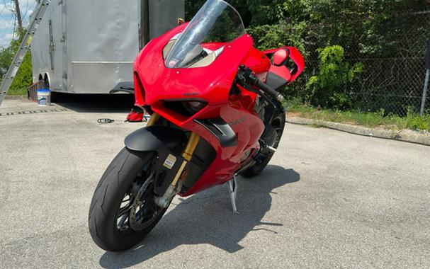 2024 Ducati Panigale V4 S
