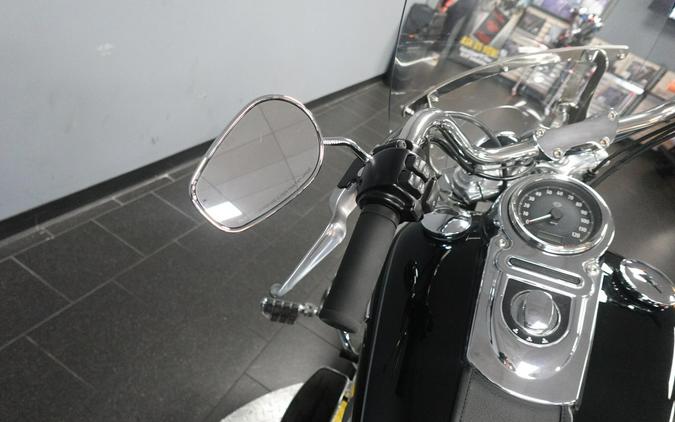 2013 Harley-Davidson Street Glide FXDC