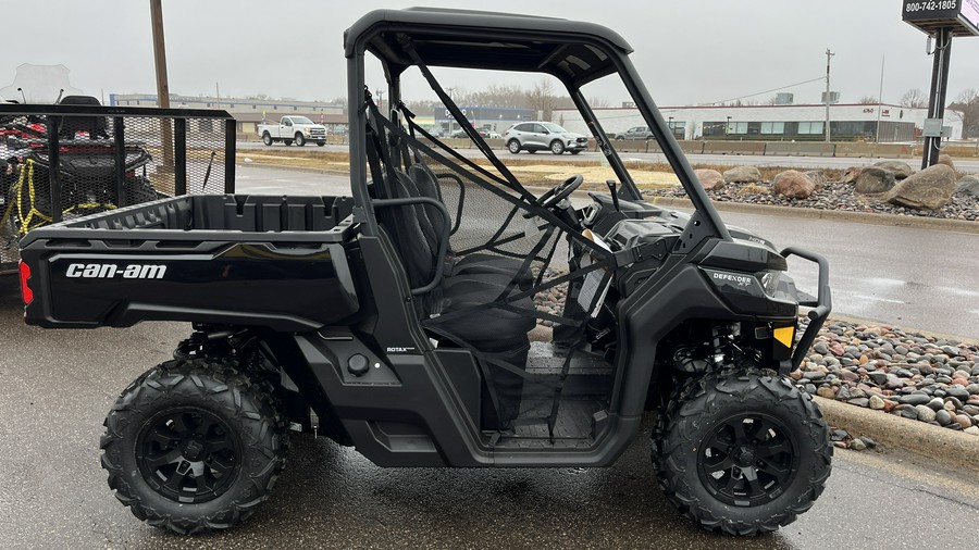 2024 Can-Am™ Defender XT HD9