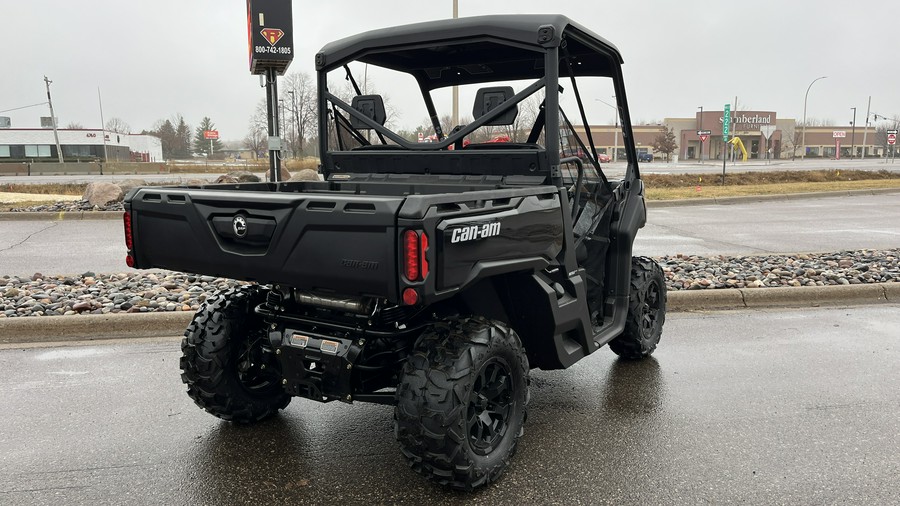 2024 Can-Am™ Defender XT HD9