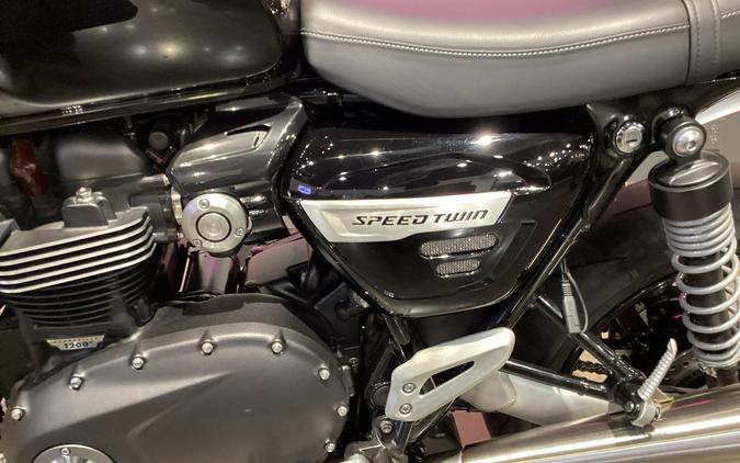 2023 Triumph Speed Twin 1200