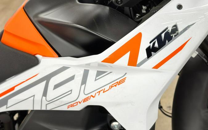 2024 KTM Adventure 790