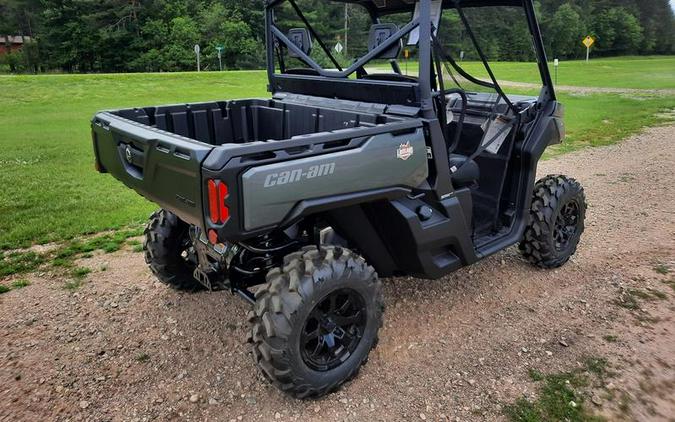 2024 Can-Am® Defender XT HD10