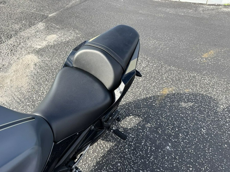 2024 Kawasaki Ninja 650 ABS Metallic Matte Dark Gray/Metallic S