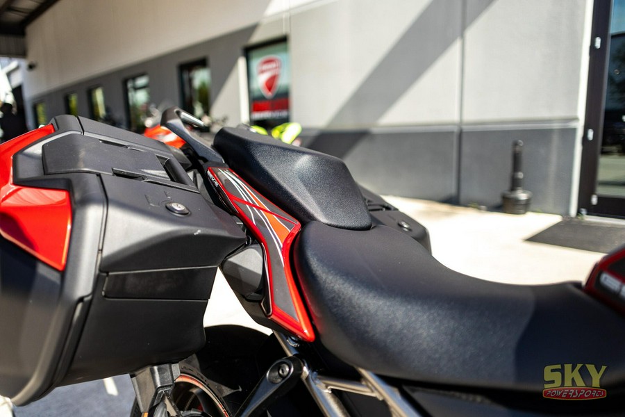 2024 Suzuki GSXS1000GT